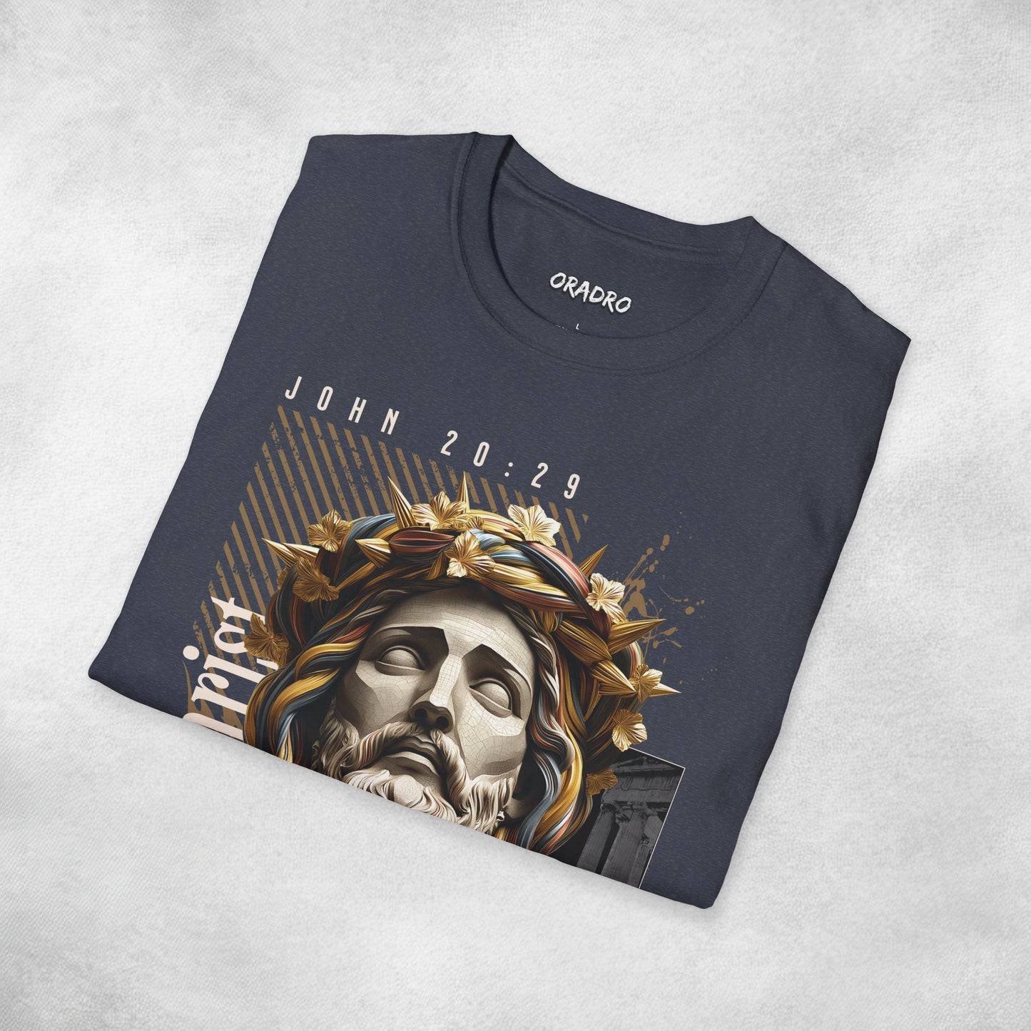 Crowned in Glory - Jesus T-shirt
